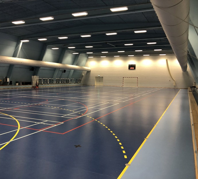 Biledet viser Lundtoftehallen indefra